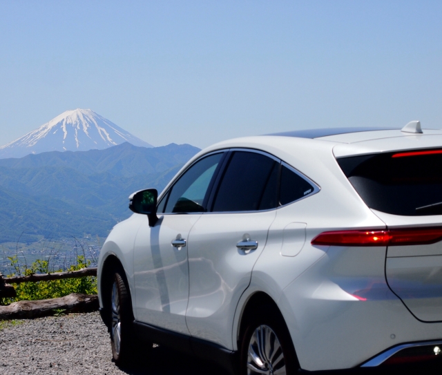 カーシェアと徹底比較