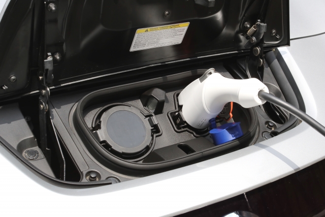 電気自動車の充電