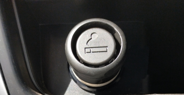 喫煙可能なレンタカーを見つける方法