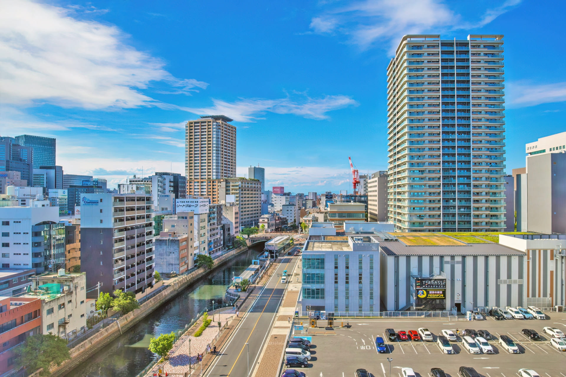 レンタカーの使用が多い名古屋市の街並み