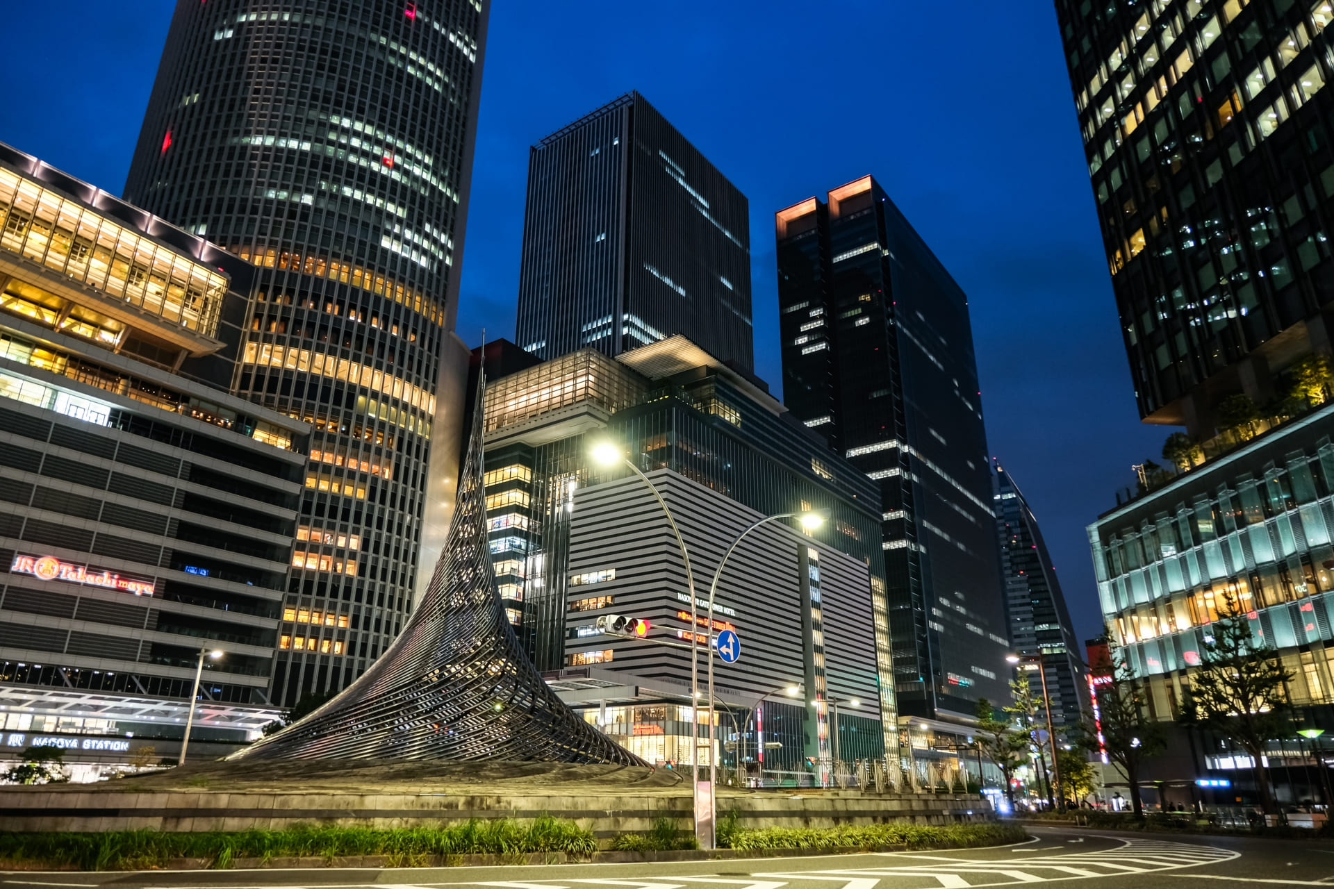 名古屋市にある名古屋駅前の風景