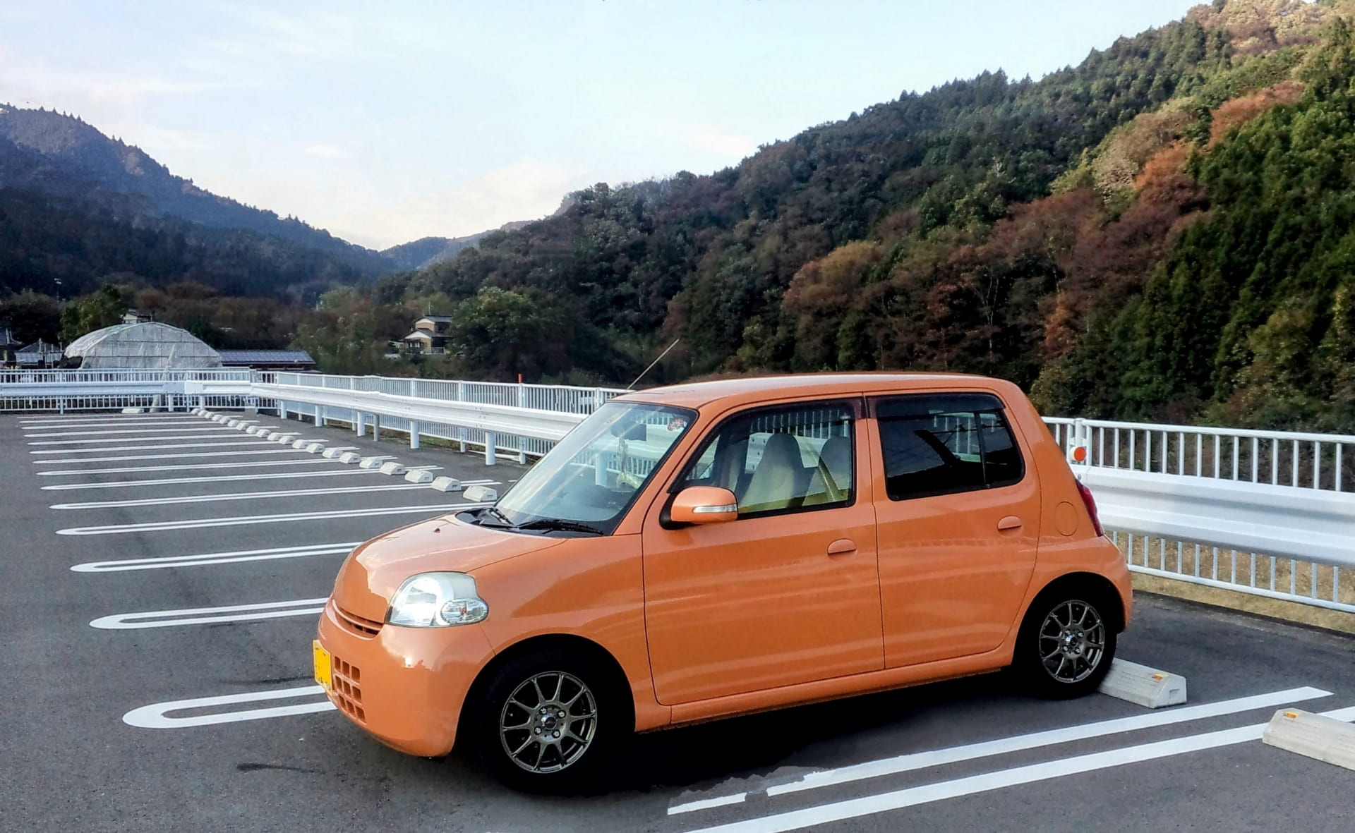 エッセのレンタカーイメージ